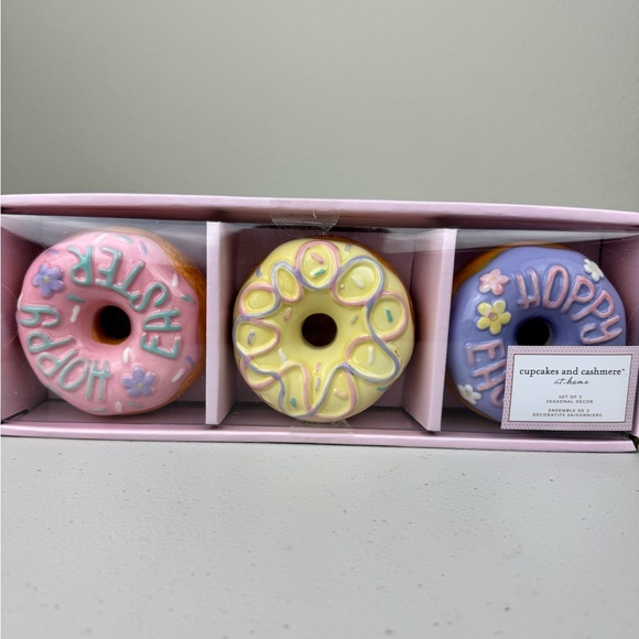 Cupcakes and Cashmere Easter
Decor Donuts Set of 3 - Picture 3 of 7